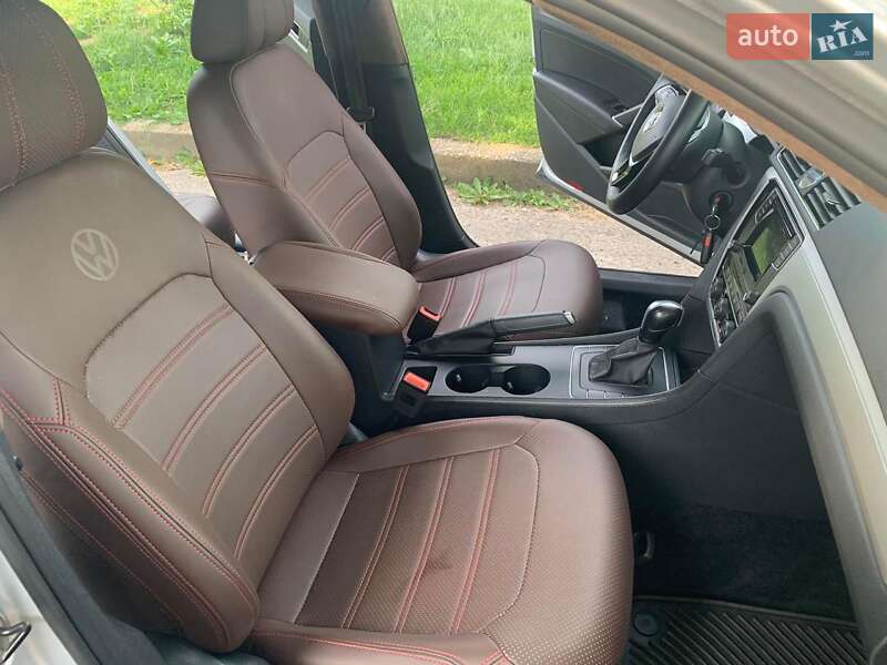 Седан Volkswagen Passat 2016 в Киеве фото 7 Седан Volkswagen Passat 2016 в Киеве