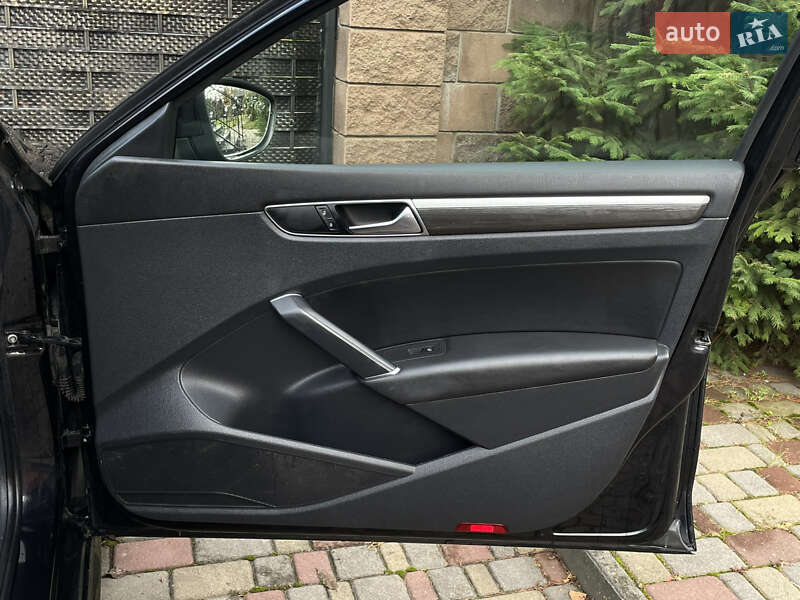 Седан Volkswagen Passat 2018 в Луцке