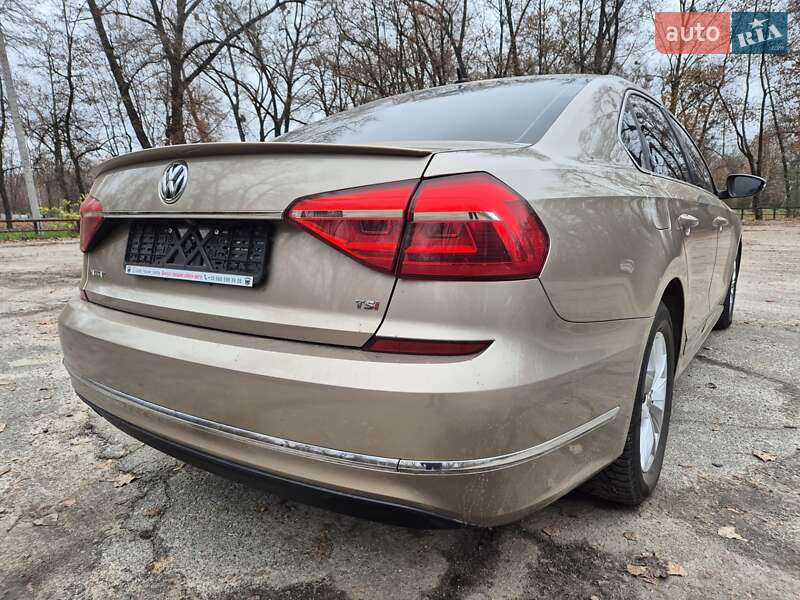 Седан Volkswagen Passat 2016 в Сумах