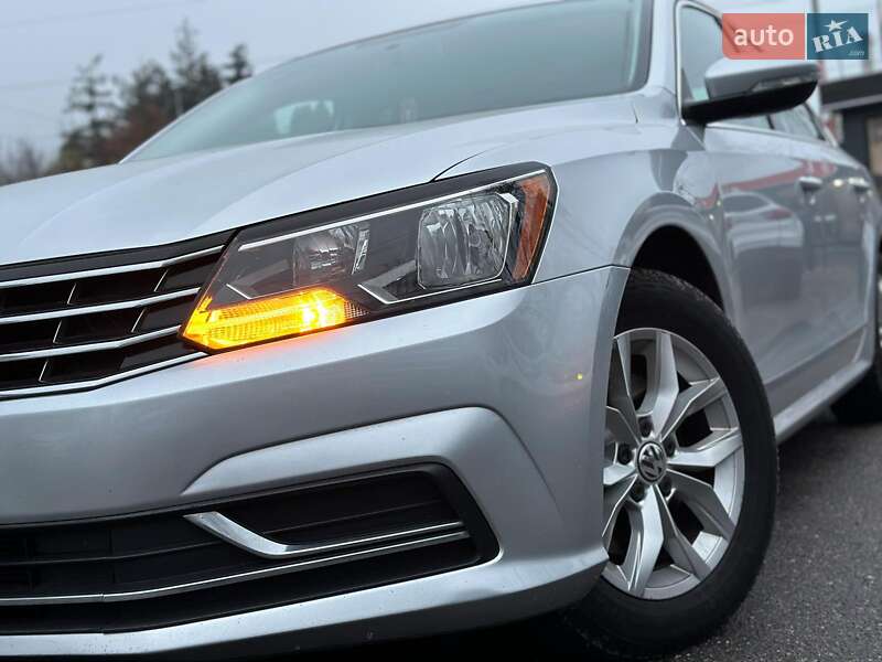 Седан Volkswagen Passat 2016 в Виннице