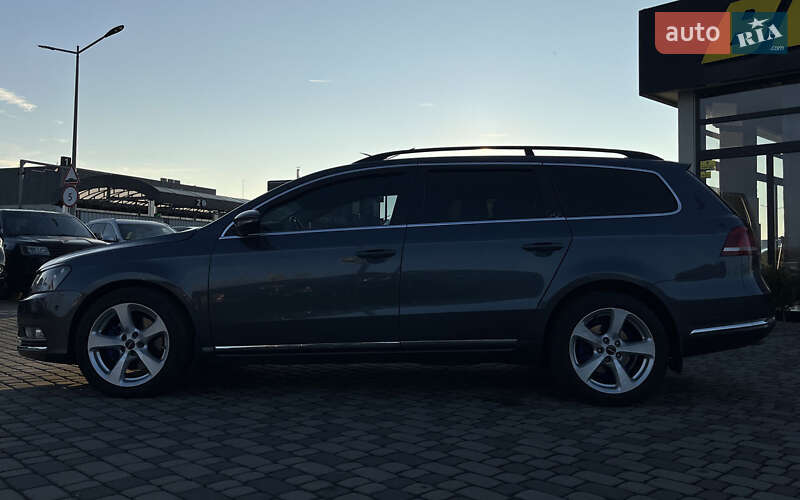 Універсал Volkswagen Passat 2012 в Мукачевому