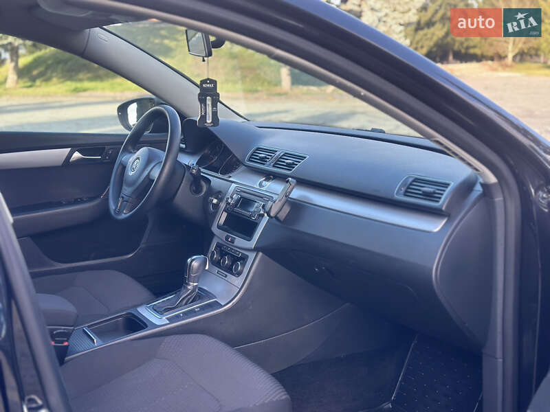 Седан Volkswagen Passat 2013 в Дубно фото 51 Седан Volkswagen Passat 2013 в Дубно