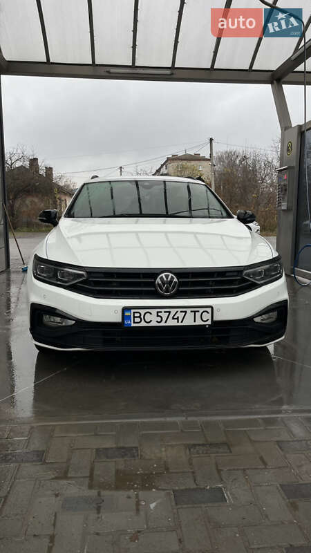 Volkswagen Passat 2019