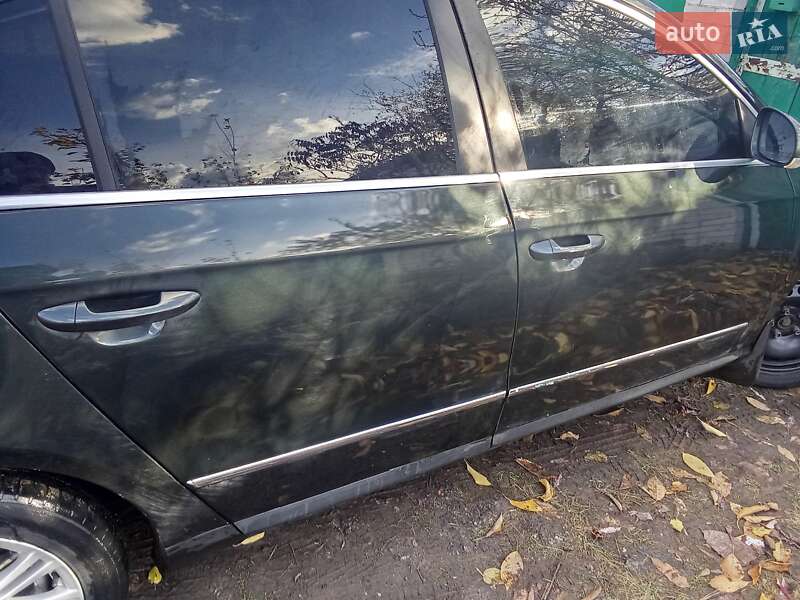 Седан Volkswagen Passat 2006 в Андреевке