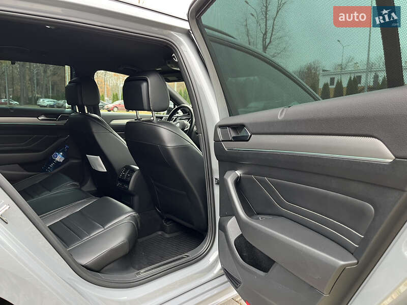 Универсал Volkswagen Passat 2019 в Харькове фото 22 Универсал Volkswagen Passat 2019 в Харькове