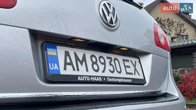 Универсал Volkswagen Passat 2010 в Житомире