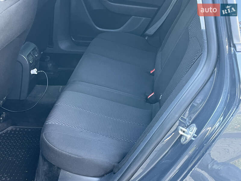 Универсал Volkswagen Passat 2012 в Ивано-Франковске