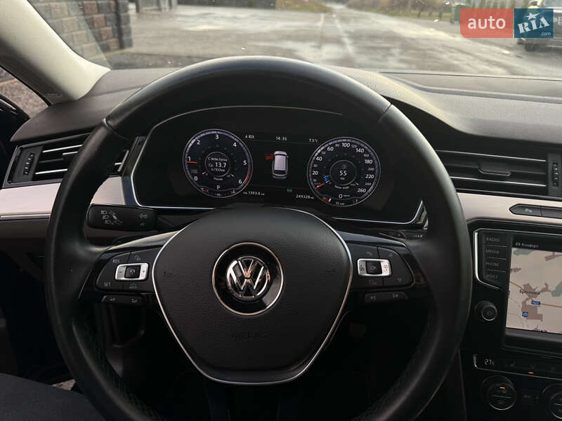 Универсал Volkswagen Passat 2016 в Ровно фото 13 Универсал Volkswagen Passat 2016 в Ровно