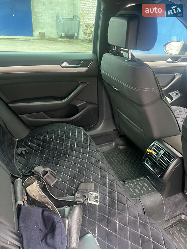 Универсал Volkswagen Passat 2018 в Лохвице