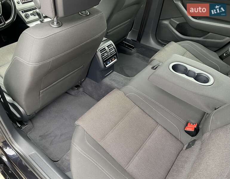 Универсал Volkswagen Passat 2014 в Яворове фото 27 Универсал Volkswagen Passat 2014 в Яворове