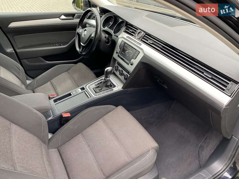 Универсал Volkswagen Passat 2014 в Яворове фото 36 Универсал Volkswagen Passat 2014 в Яворове