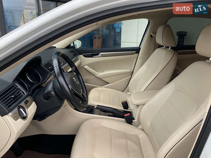 Седан Volkswagen Passat 2017 в Киеве