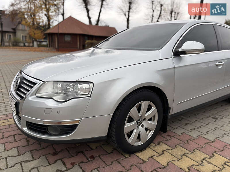 Седан Volkswagen Passat 2006 в Ужгороде