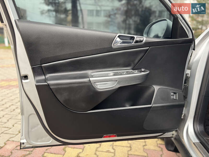 Седан Volkswagen Passat 2006 в Ужгороде