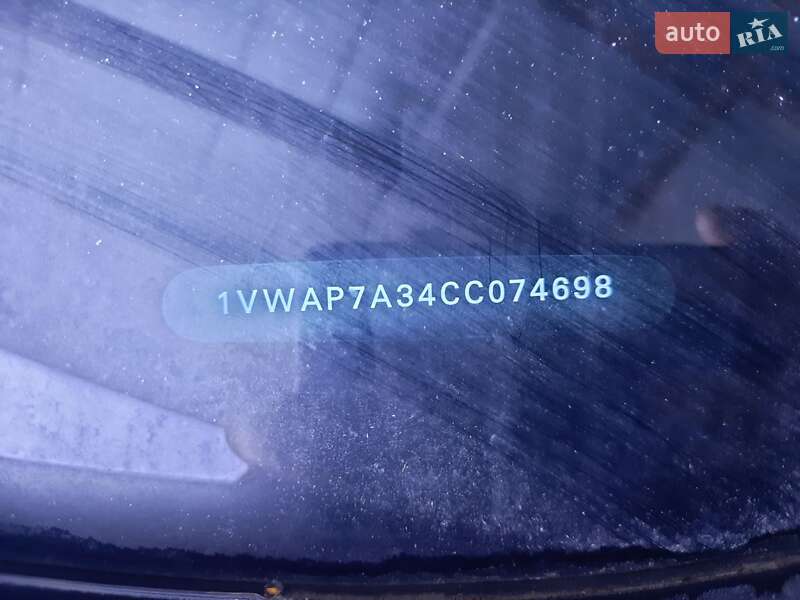 Седан Volkswagen Passat 2012 в Новом Роздоле