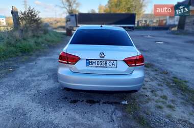 Седан Volkswagen Passat 2012 в Новому Розділі