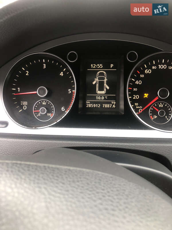 Универсал Volkswagen Passat 2009 в Звягеле