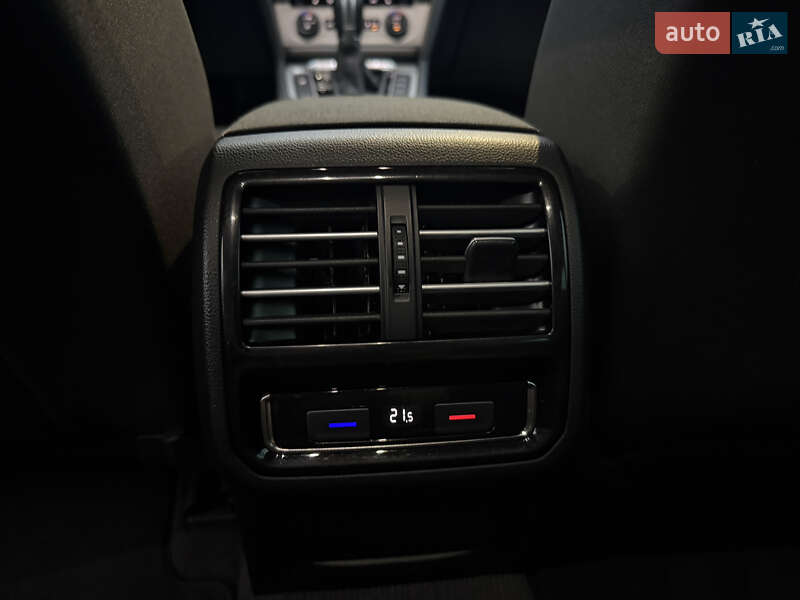 Универсал Volkswagen Passat 2016 в Житомире фото 21 Универсал Volkswagen Passat 2016 в Житомире