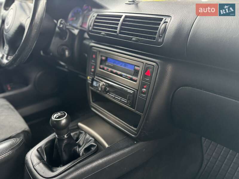 Седан Volkswagen Passat 2003 в Дніпрі фото 9 Седан Volkswagen Passat 2003 в Дніпрі