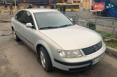 Седан Volkswagen Passat 1999 в Переяславі