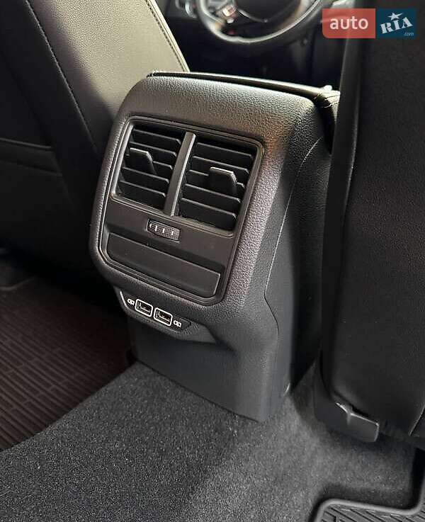 Седан Volkswagen Passat 2021 в Львове фото 24 Седан Volkswagen Passat 2021 в Львове