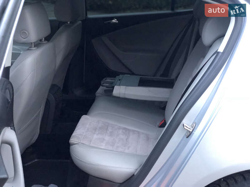 Седан Volkswagen Passat 2005 в Умани