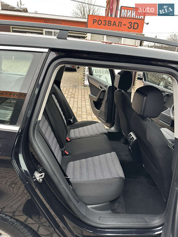 Универсал Volkswagen Passat 2013 в Сваляве