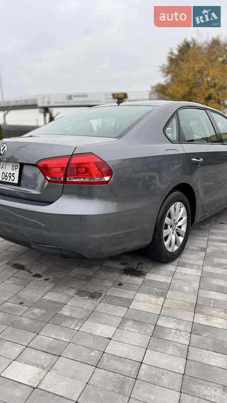 Седан Volkswagen Passat 2012 в Макарове