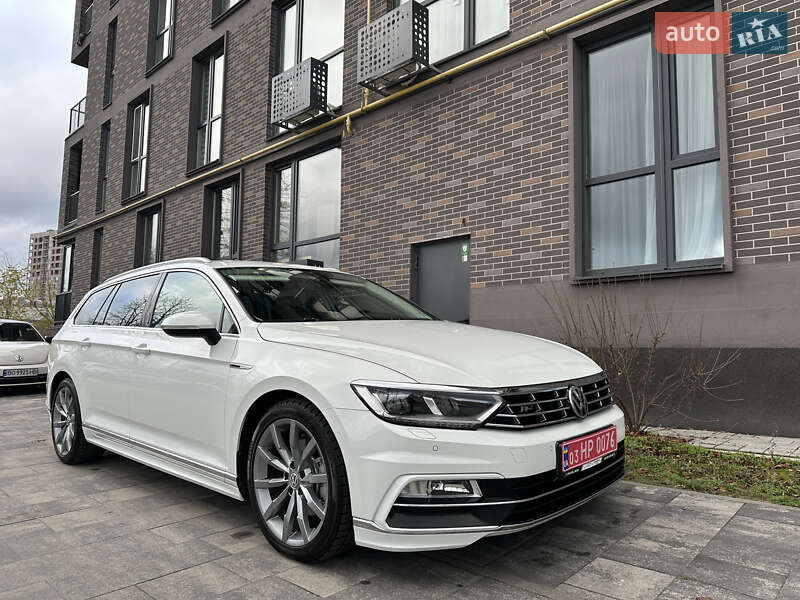Універсал Volkswagen Passat 2017 в Львові