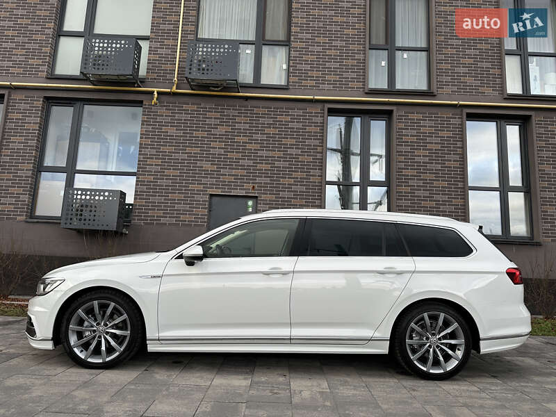 Універсал Volkswagen Passat 2017 в Львові