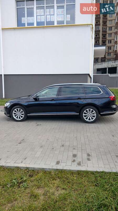 Універсал Volkswagen Passat 2018 в Львові