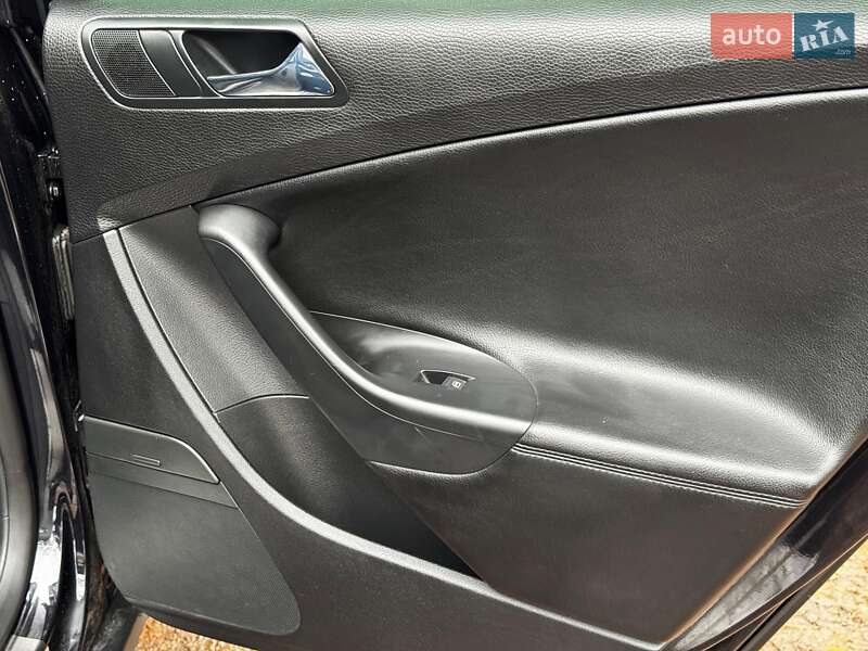 Универсал Volkswagen Passat 2007 в Киеве фото 22 Универсал Volkswagen Passat 2007 в Киеве