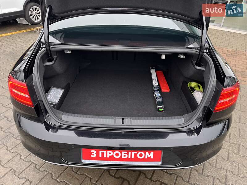 Седан Volkswagen Passat 2018 в Житомире