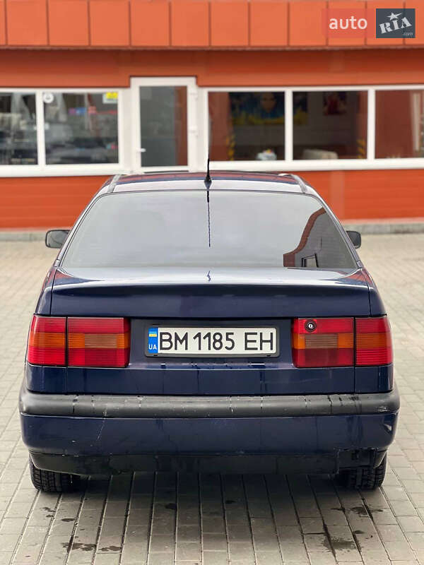 Седан Volkswagen Passat 1996 в Сумах