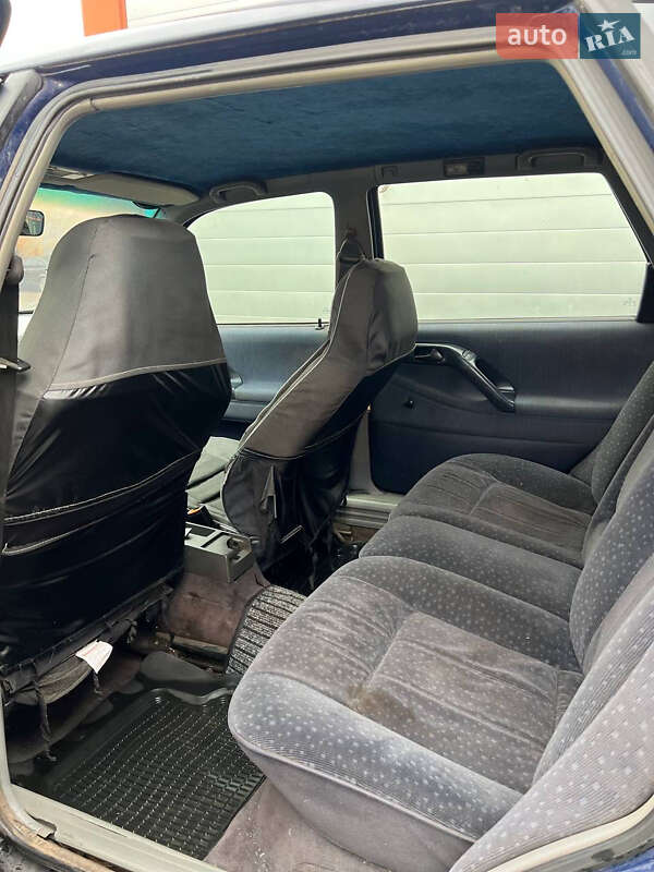 Седан Volkswagen Passat 1996 в Сумах