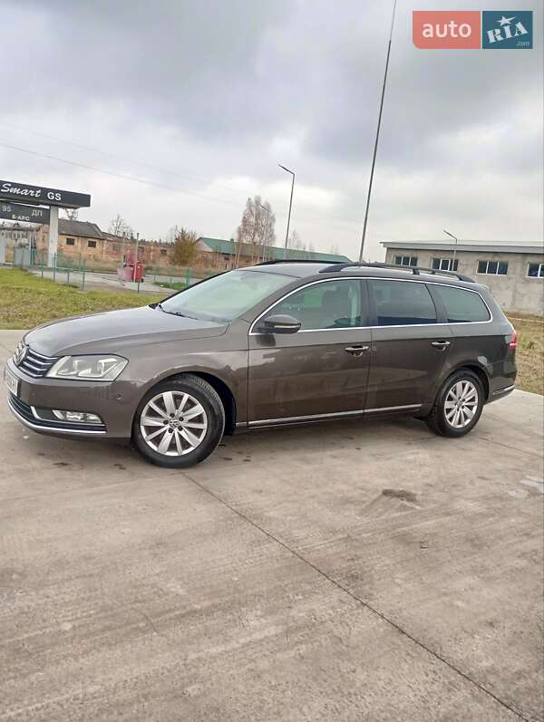 Універсал Volkswagen Passat 2012 в Славуті фото 15 Універсал Volkswagen Passat 2012 в Славуті