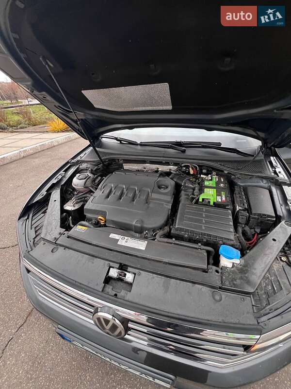 Седан Volkswagen Passat 2020 в Кривому Розі фото 52 Седан Volkswagen Passat 2020 в Кривому Розі