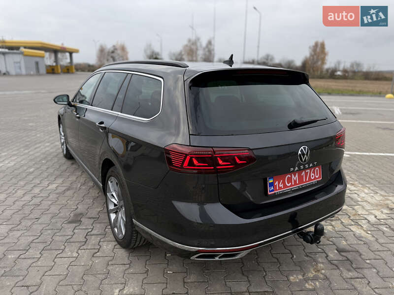 Универсал Volkswagen Passat 2021 в Луцке