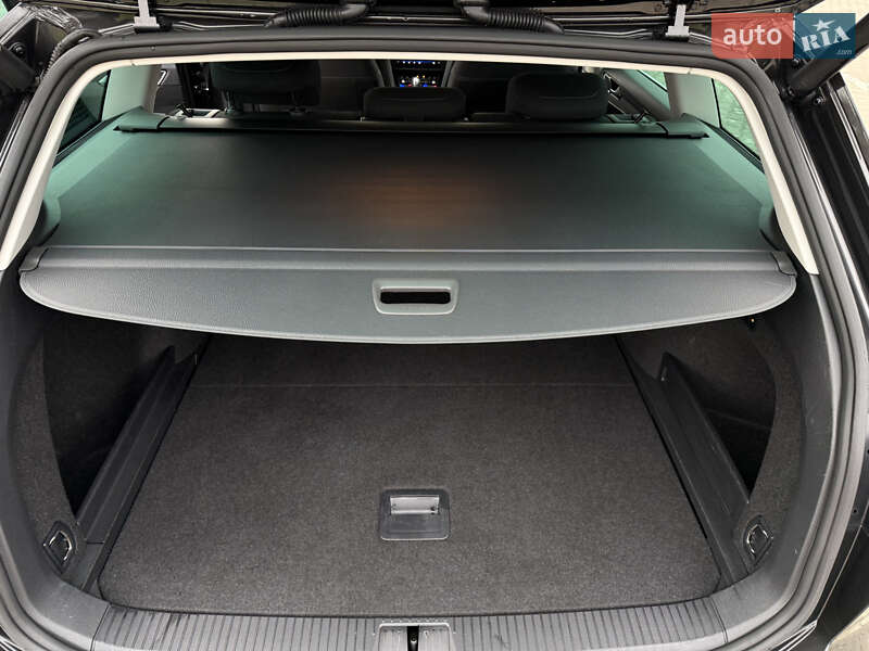 Универсал Volkswagen Passat 2021 в Луцке