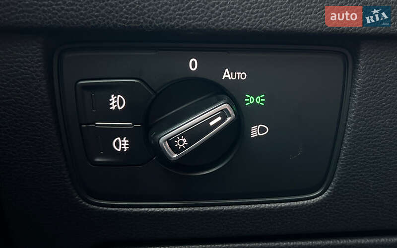 Универсал Volkswagen Passat 2015 в Львове