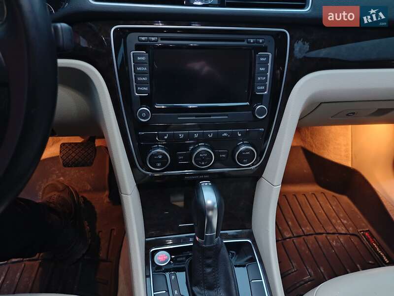 Седан Volkswagen Passat 2014 в Ковеле