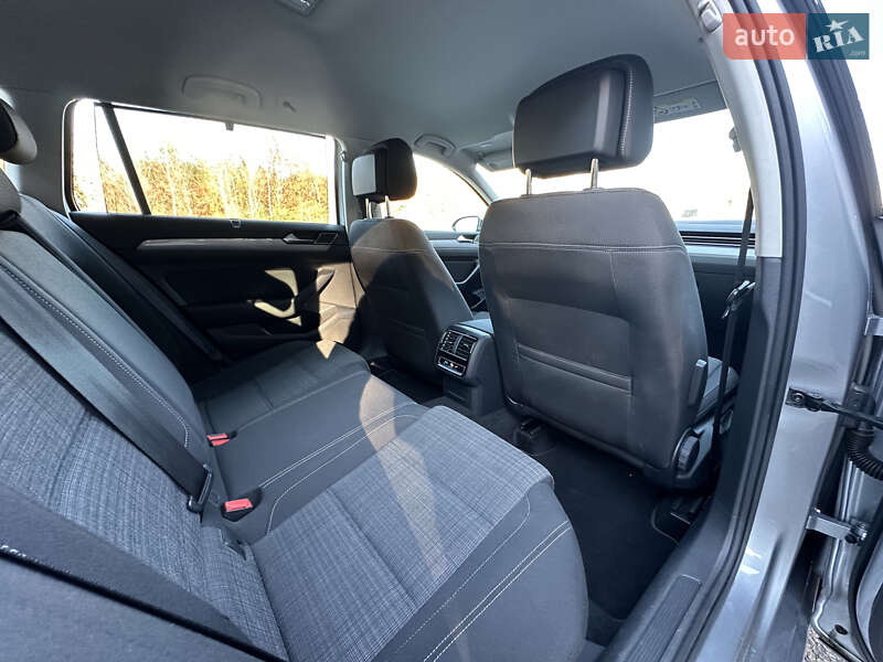 Универсал Volkswagen Passat 2021 в Ковеле
