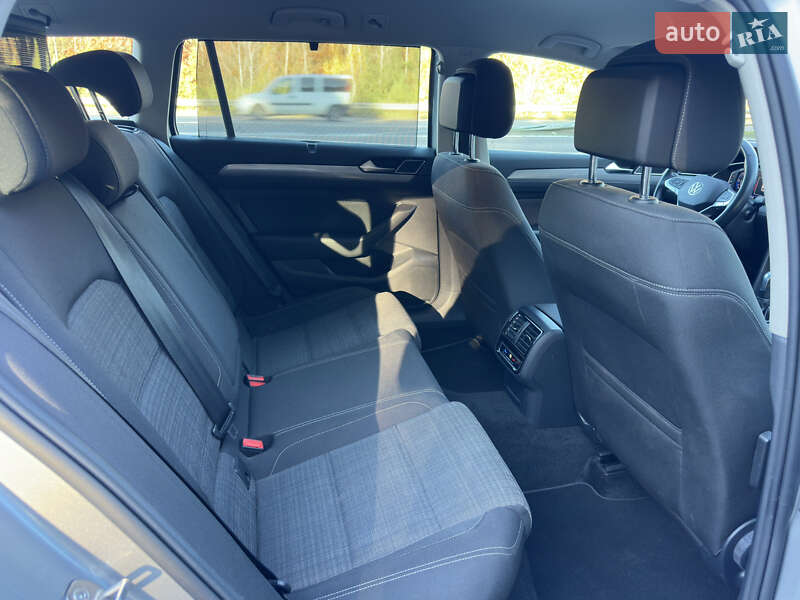 Универсал Volkswagen Passat 2021 в Ковеле