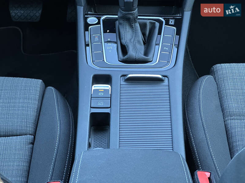 Универсал Volkswagen Passat 2021 в Ковеле