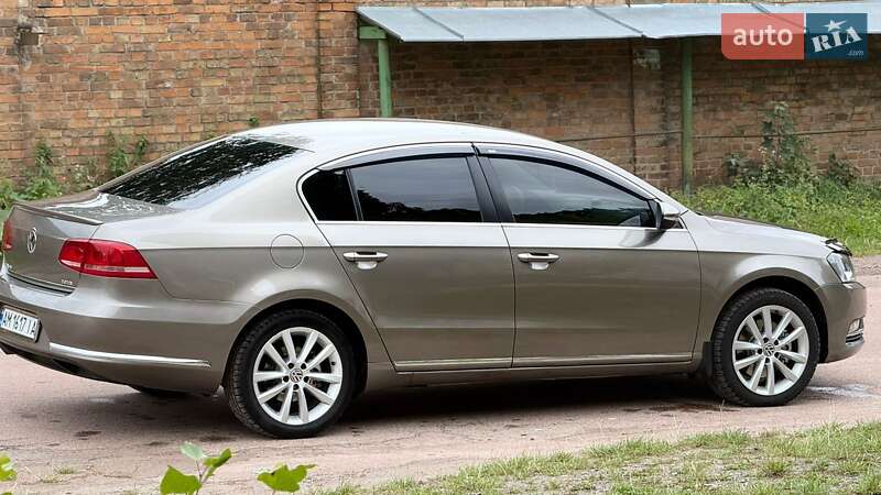 Volkswagen Passat 2011 Volkswagen Passat 2011