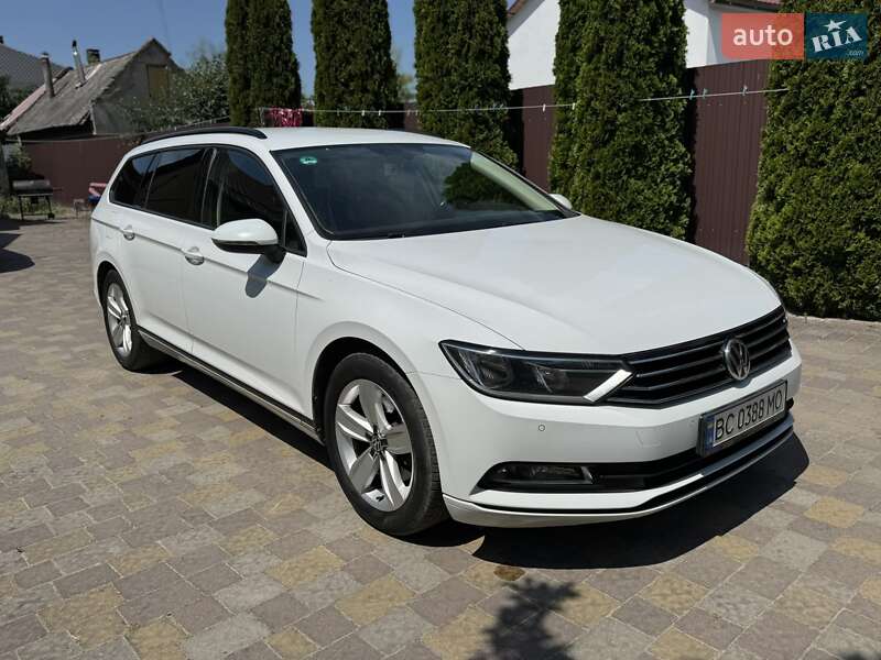 Универсал Volkswagen Passat 2017 в Львове