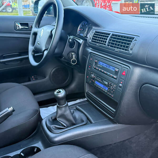 Седан Volkswagen Passat 2003 в Виннице фото 94 Седан Volkswagen Passat 2003 в Виннице