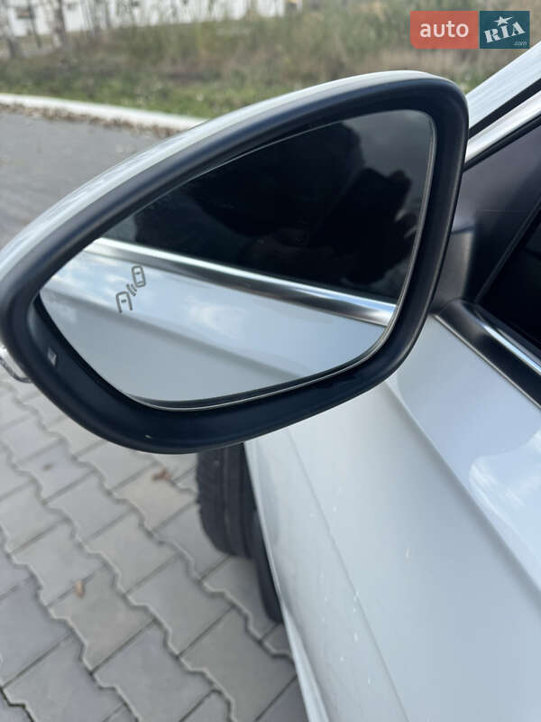 Седан Volkswagen Passat 2020 в Измаиле