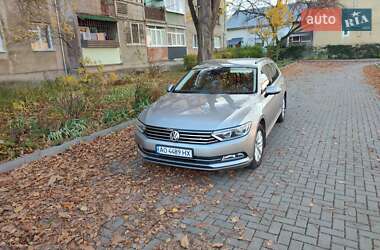 Универсал Volkswagen Passat 2015 в Мукачево