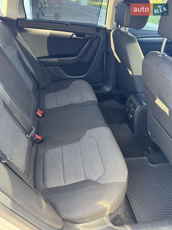 Универсал Volkswagen Passat 2013 в Луцке фото 15 Универсал Volkswagen Passat 2013 в Луцке
